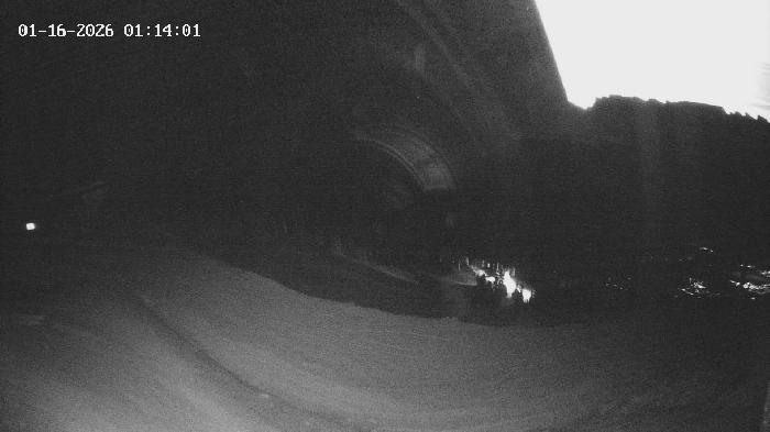 Revelstoke Mountain Resort -  Top of The Stoke Webcam